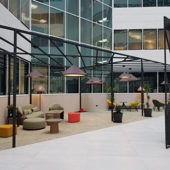 Preciosa Estructura Terraza Interior Edificio